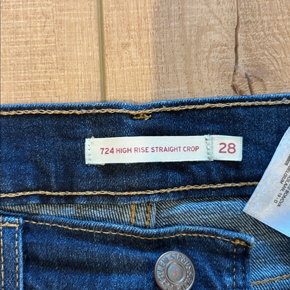 Levi’s women’s jeans 724 high rise straight crop 28 - Picture 5 of 5